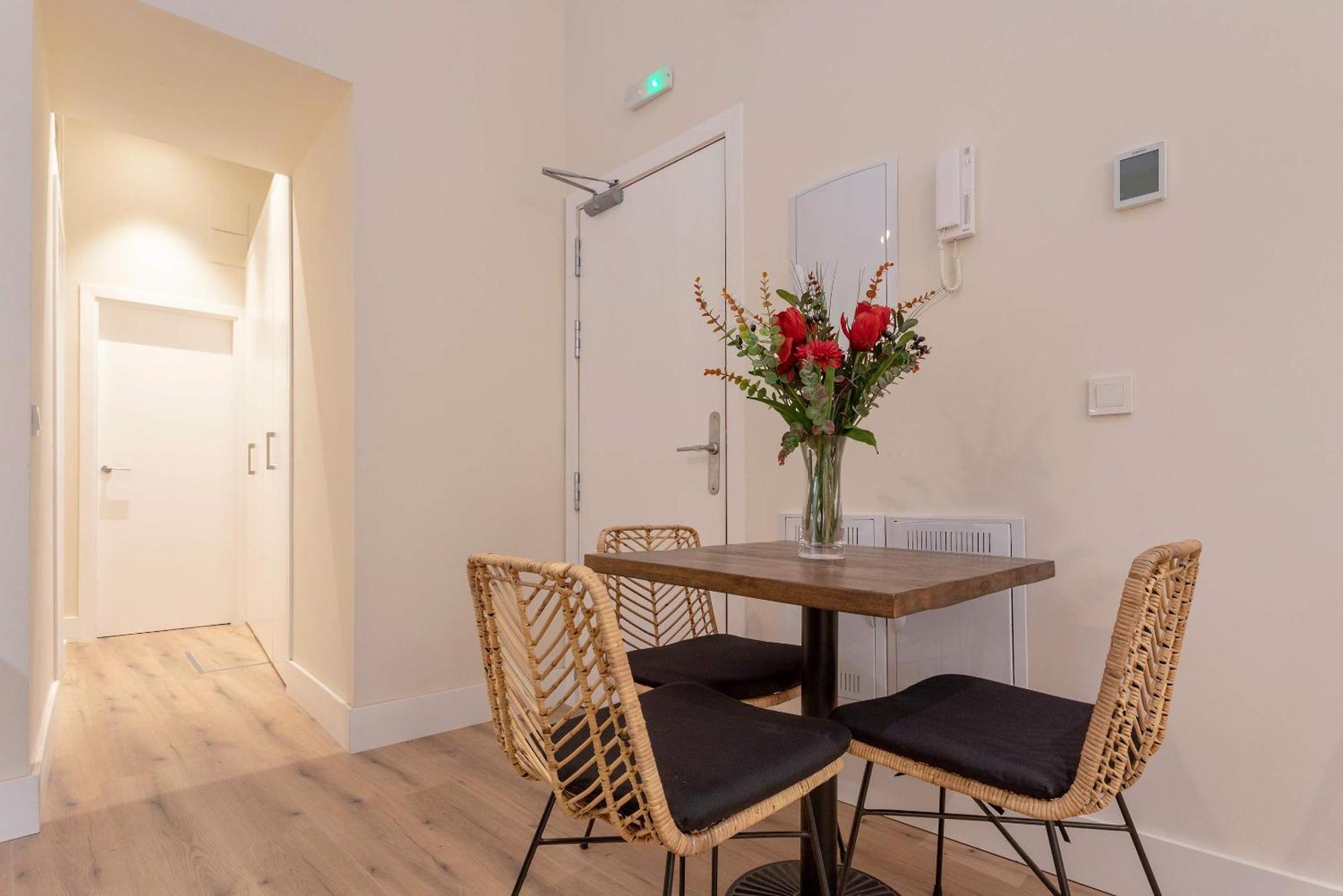 Genteel Home Rodrigo Caro Севилья Экстерьер фото